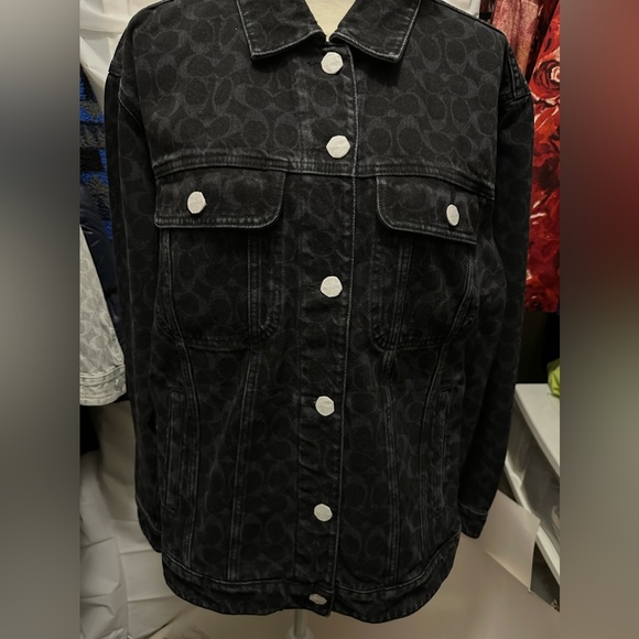 Women’s Coach NWT Signature C Denim Jacket in black XL relaxed fit - Picture 10 of 16